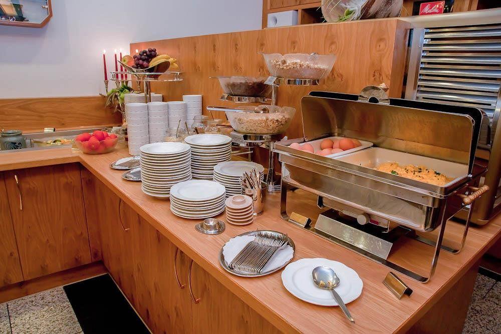 מונסטר Hotel Conti Am Hauptbahnhof מראה חיצוני תמונה