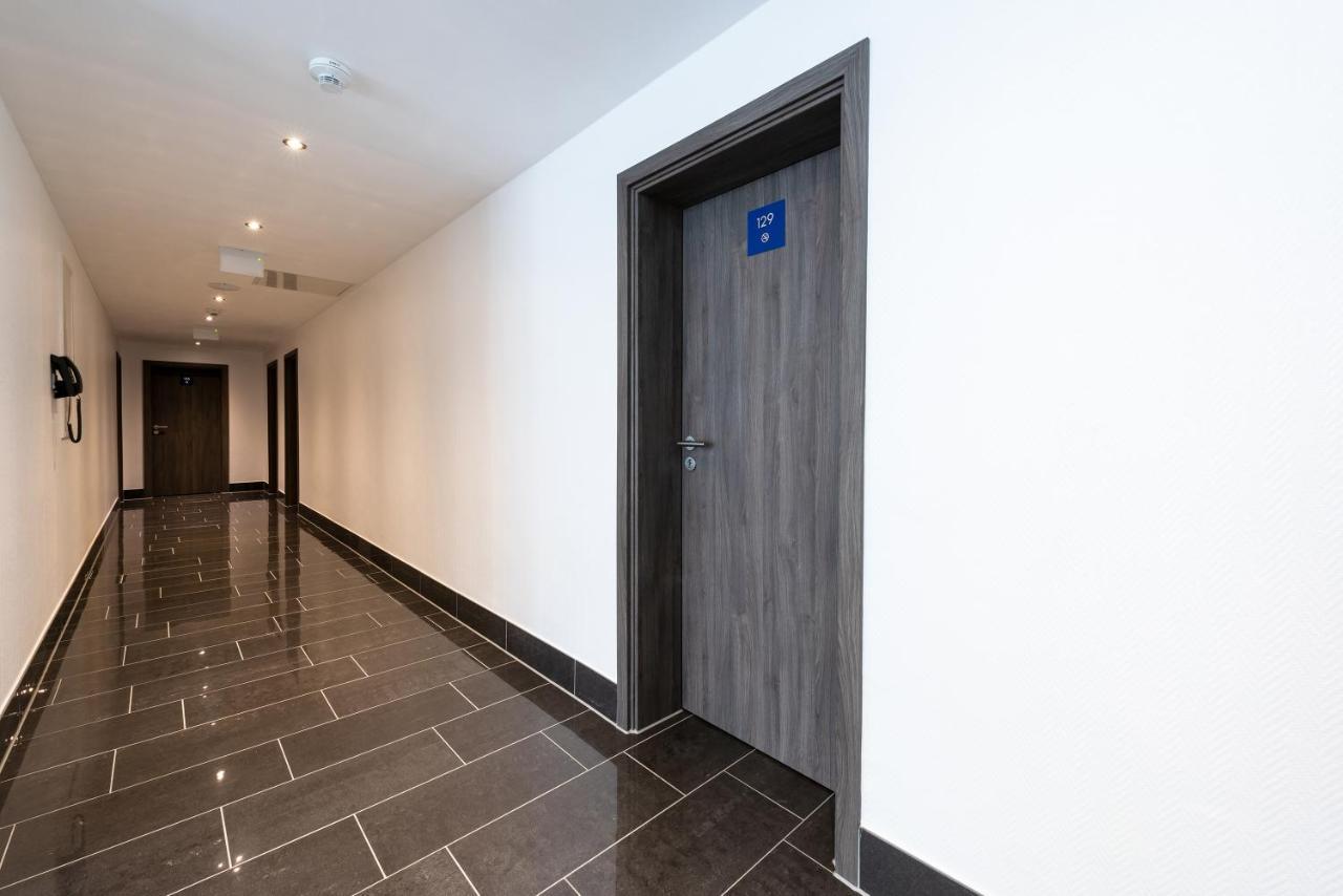 מונסטר Hotel Conti Am Hauptbahnhof מראה חיצוני תמונה